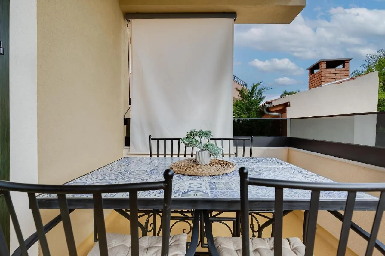 Teona Luxury Apartment With Terrace Sali 0*,  Croatia