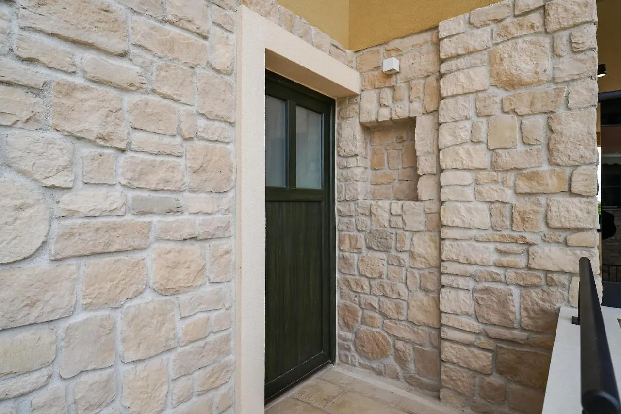 Teona Luxury Apartment With Terrace Sali Croatia